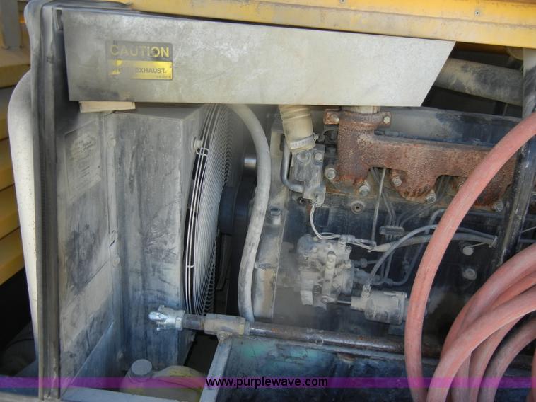 image for item D4908 2000 Atlas portable air compressor