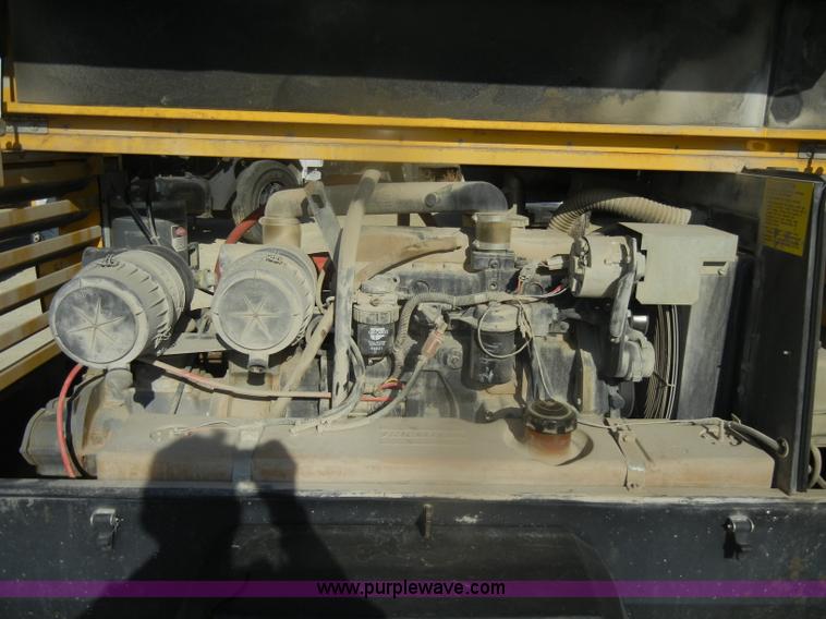 image for item D4908 2000 Atlas portable air compressor