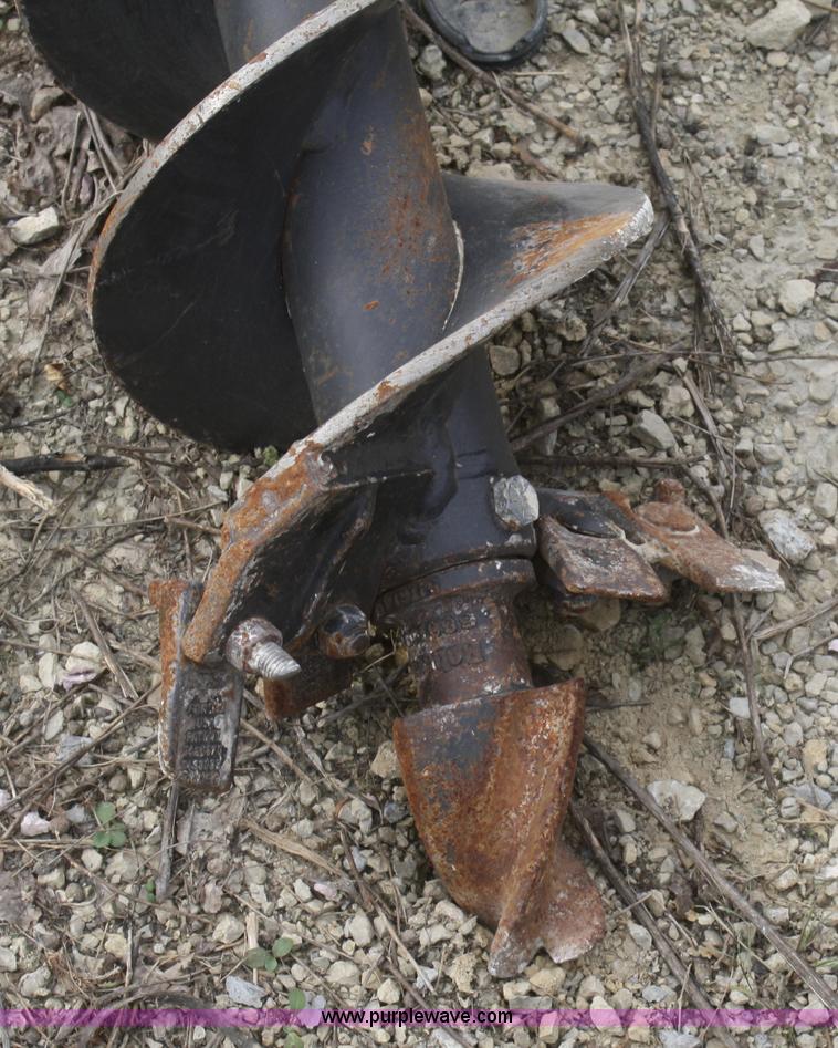 image for item D4912 Bobcat 30C post hole digger
