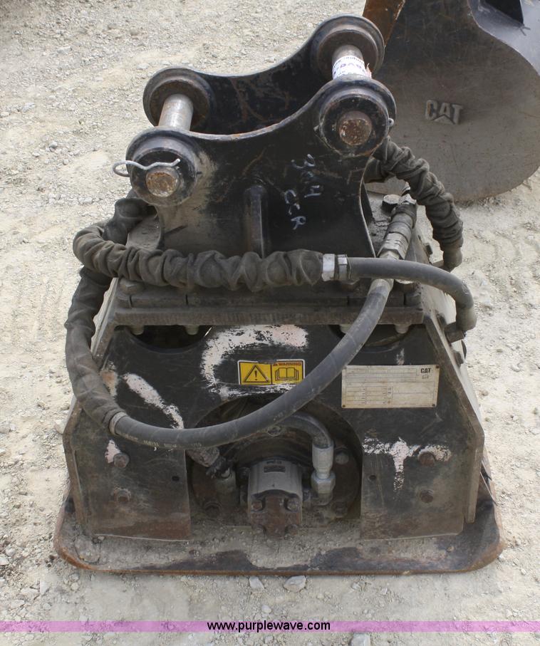 image for item D4913 Caterpillar vibratory plate compactor attachment