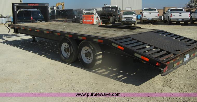 image for item D4914 1998 Travalong gooseneck trailer
