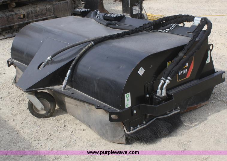 image for item D4917 2008 Caterpillar BP18B broom attachment