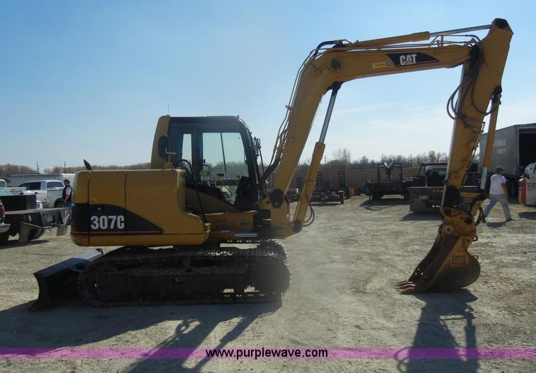 image for item D4922 Caterpillar 307C mini excavator