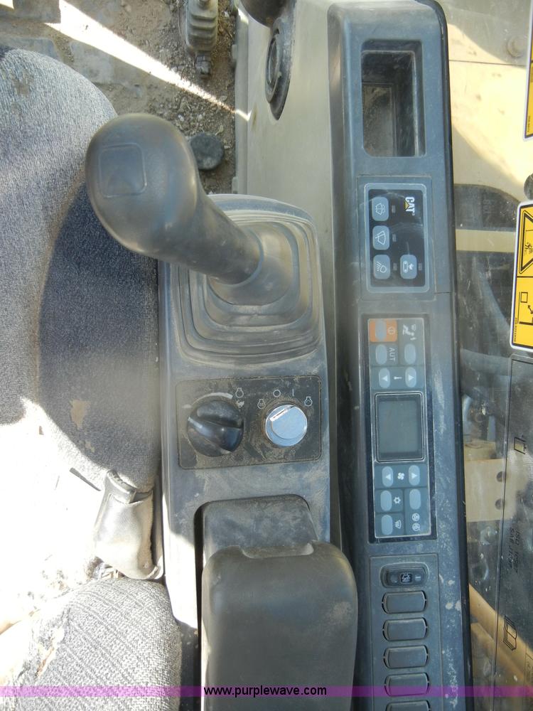 image for item D4922 Caterpillar 307C mini excavator