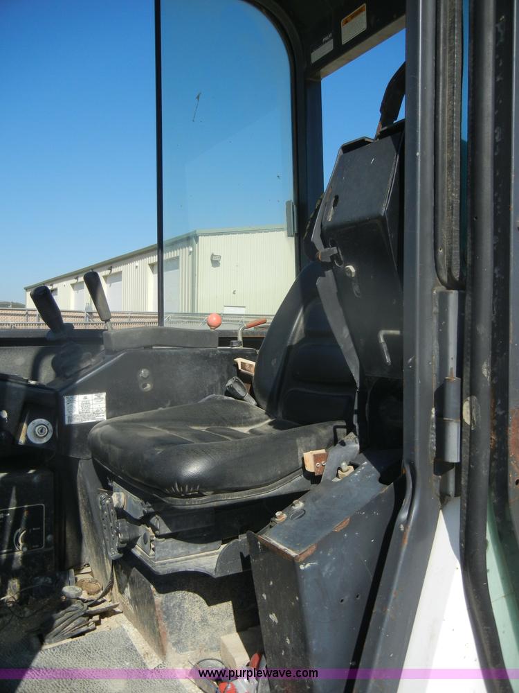 image for item D4923 1994 Bobcat 331 compact excavator