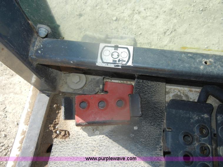 image for item D4923 1994 Bobcat 331 compact excavator