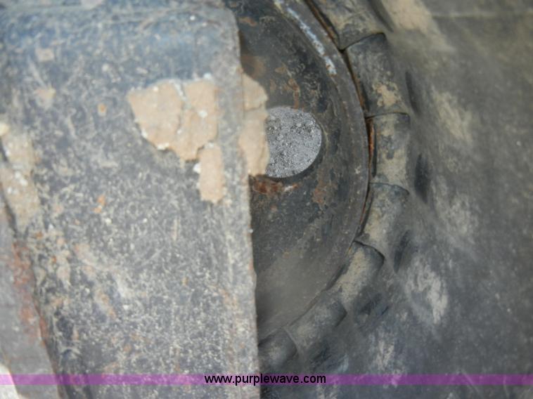 image for item D4923 1994 Bobcat 331 compact excavator