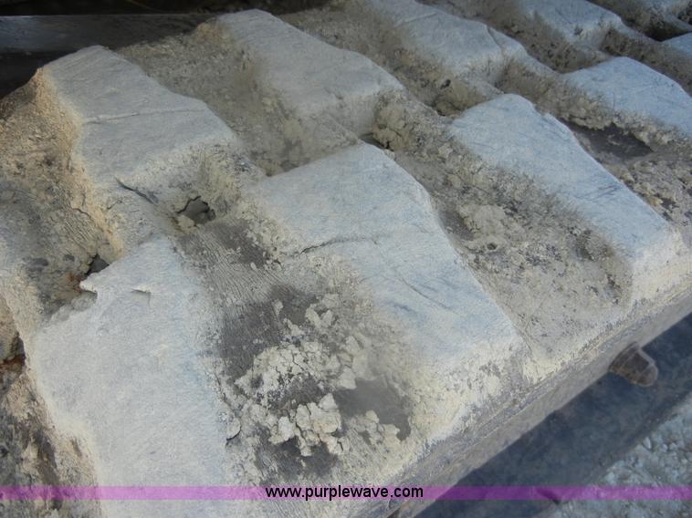 image for item D4923 1994 Bobcat 331 compact excavator