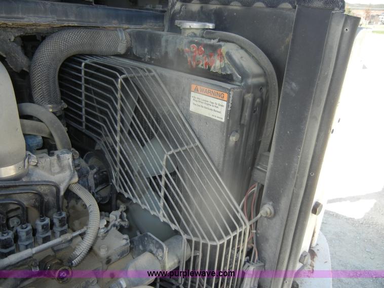 image for item D4923 1994 Bobcat 331 compact excavator