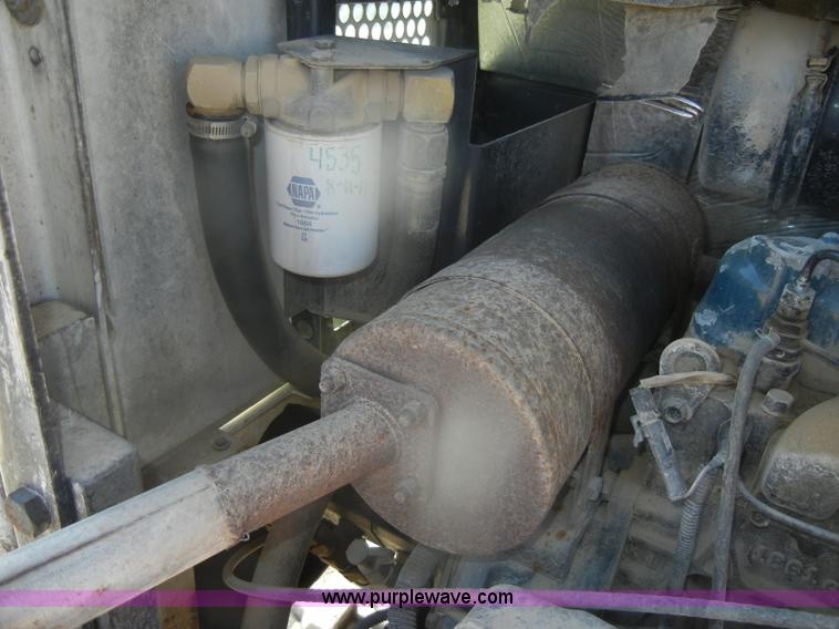 image for item D4923 1994 Bobcat 331 compact excavator