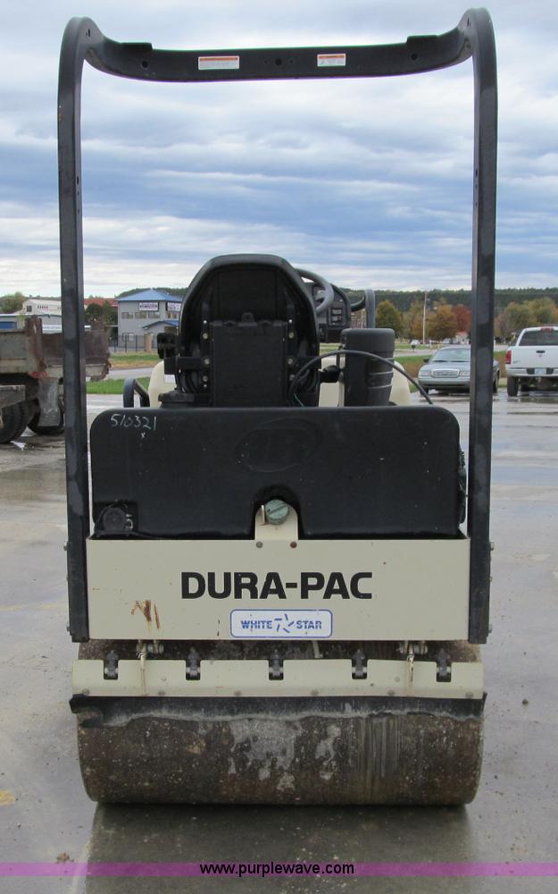image for item F2521 Ingersoll Rand DD24 Dura-Pac vibratory roller