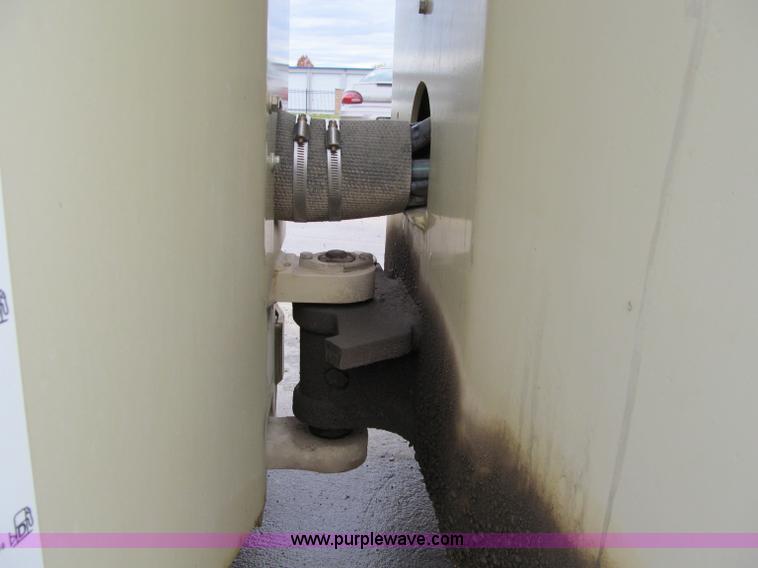 image for item F2521 Ingersoll Rand DD24 Dura-Pac vibratory roller