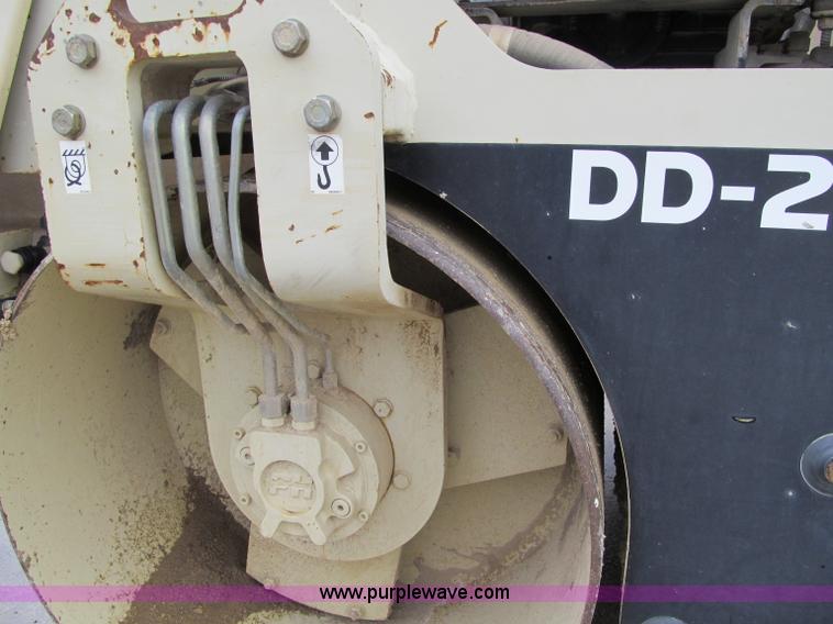 image for item F2521 Ingersoll Rand DD24 Dura-Pac vibratory roller