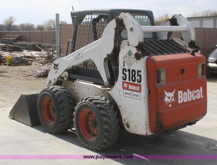 image for item F2710 2008 Bobcat S185 skid steer