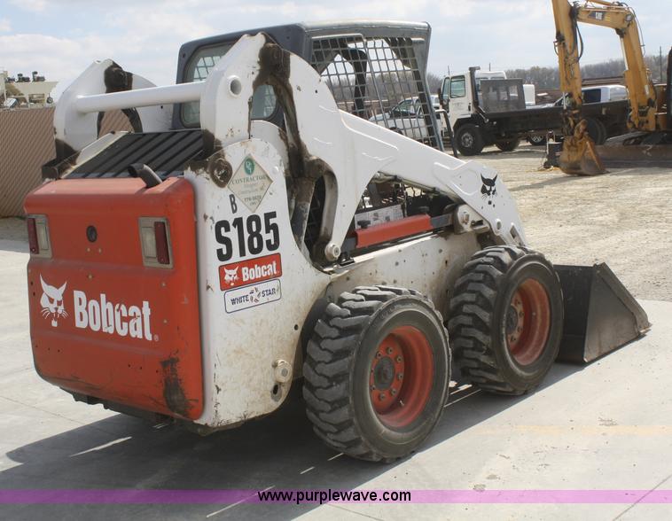 image for item F2710 2008 Bobcat S185 skid steer