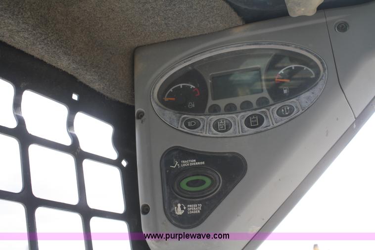 image for item F2710 2008 Bobcat S185 skid steer