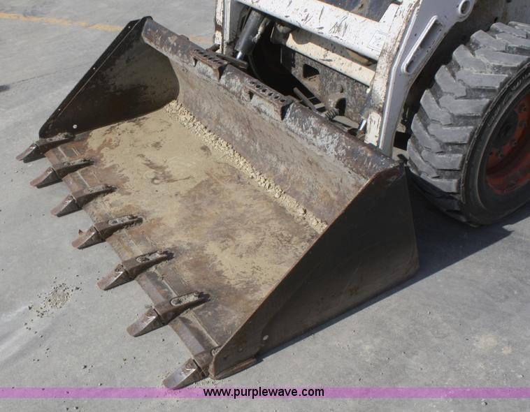 image for item F2710 2008 Bobcat S185 skid steer