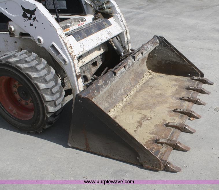 image for item F2710 2008 Bobcat S185 skid steer