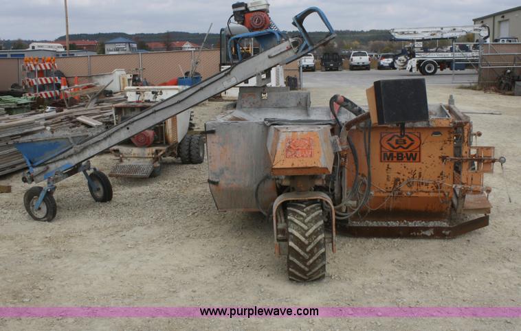 image for item F2711 MBW CG100 curb machine