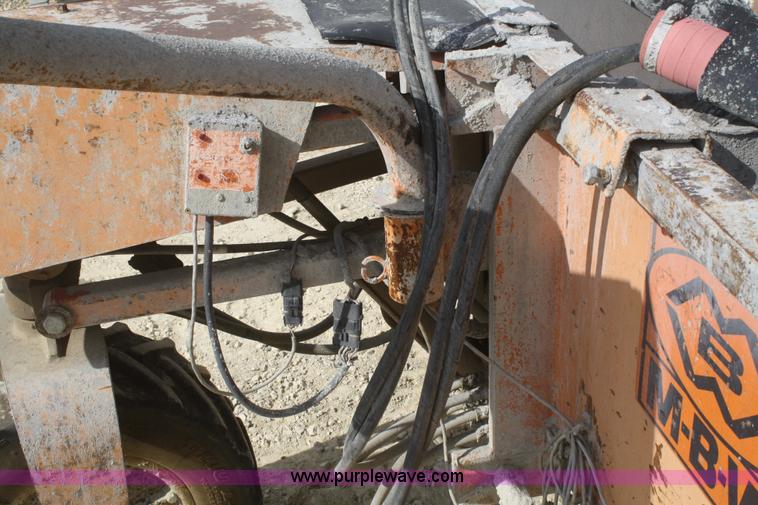 image for item F2711 MBW CG100 curb machine