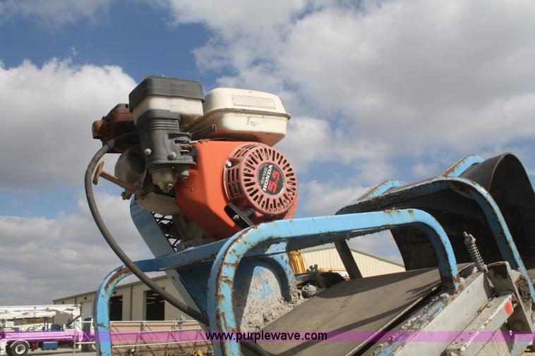 image for item F2711 MBW CG100 curb machine