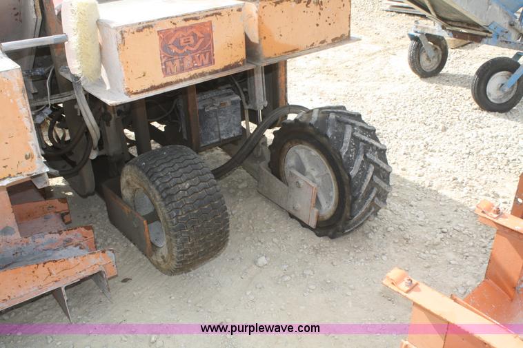 image for item F2711 MBW CG100 curb machine