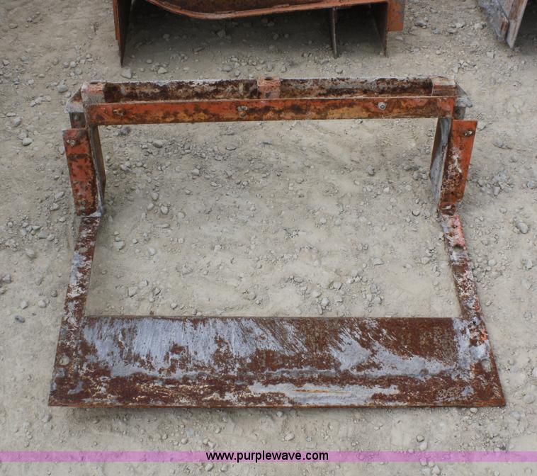 image for item F2711 MBW CG100 curb machine