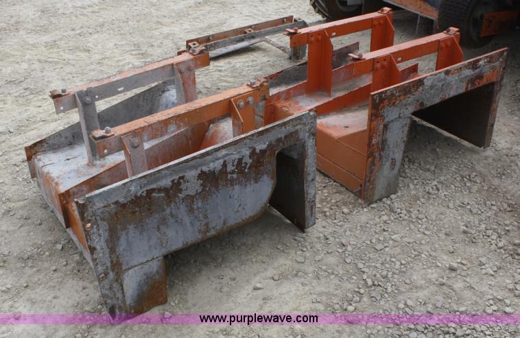 image for item F2711 MBW CG100 curb machine