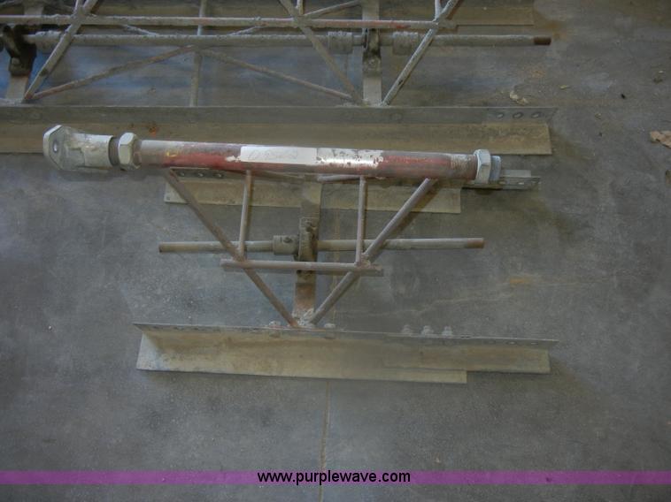 image for item O9502 Allentown A-Frame power concrete screed