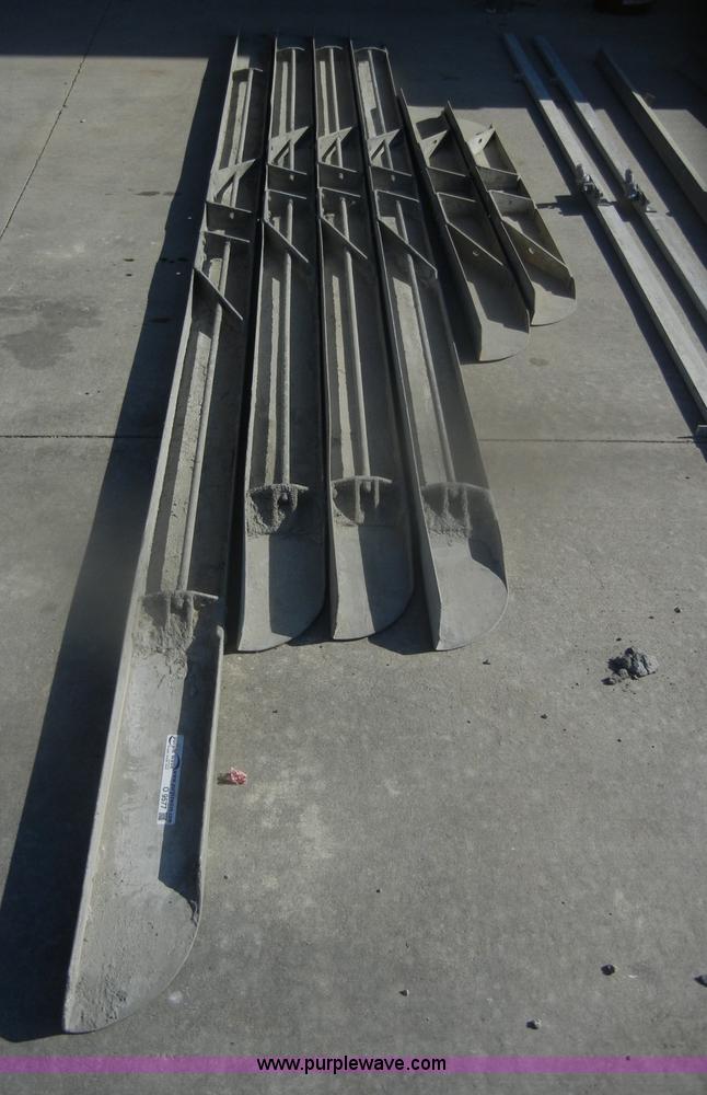 image for item O9577 (6) concrete screeds