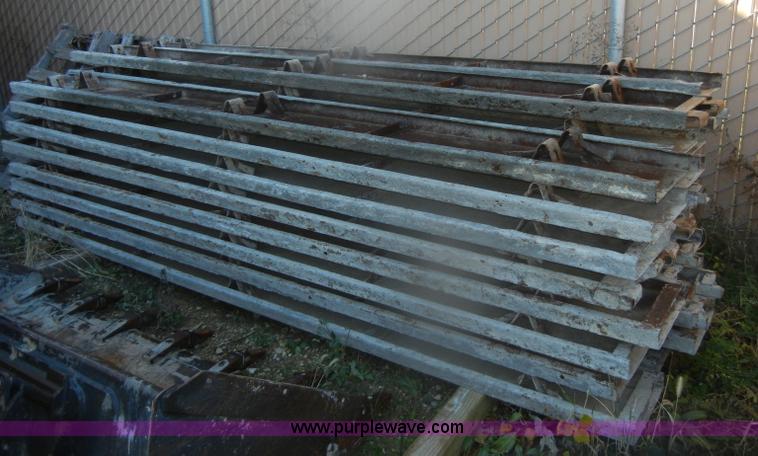 image for item O9613 Metal concrete street forms