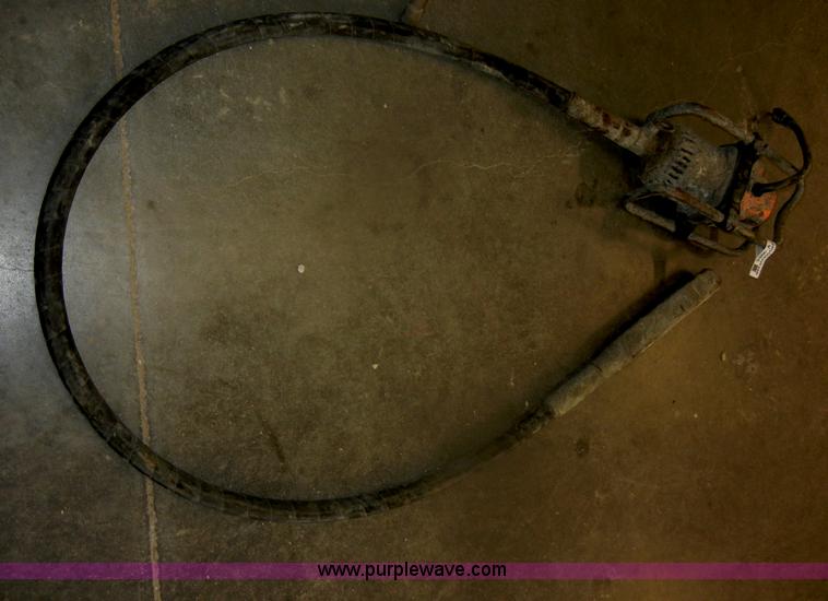 image for item V9985 Wacker concrete vibrator
