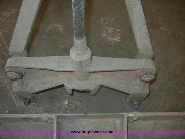 image for item V9986 Vibra Strike screed