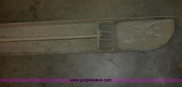 image for item V9986 Vibra Strike screed