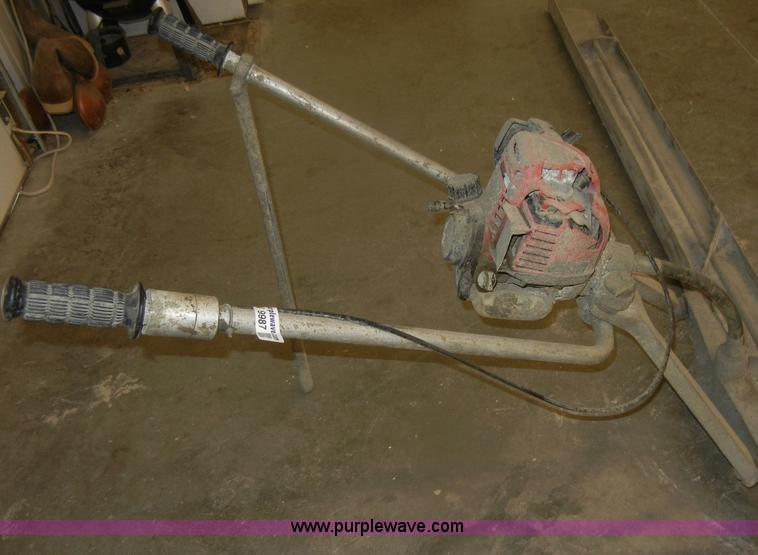 image for item V9987 Vibra Strike screed