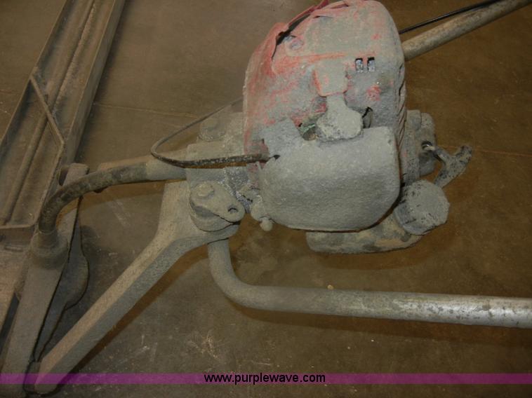 image for item V9987 Vibra Strike screed