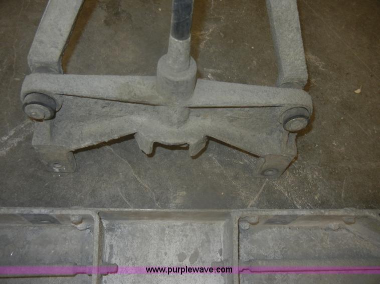 image for item V9987 Vibra Strike screed