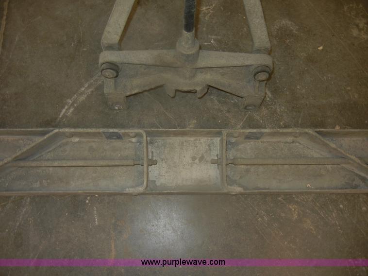 image for item V9987 Vibra Strike screed