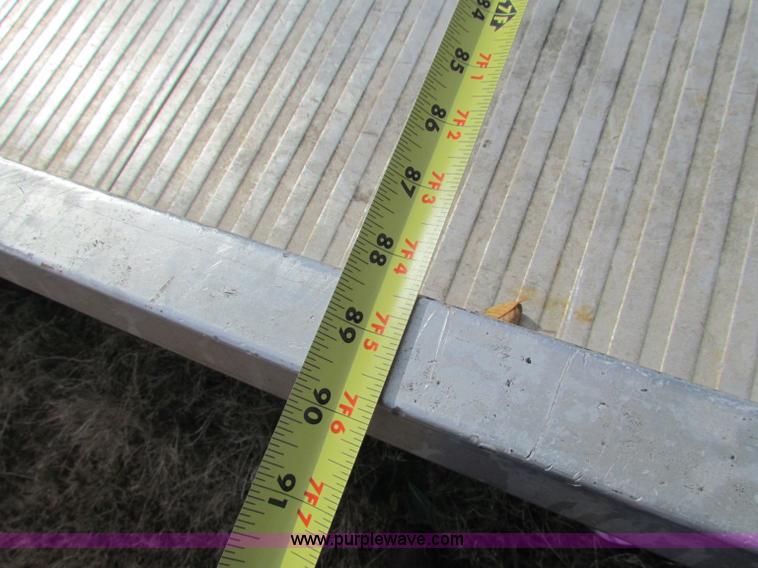 image for item B1659 1994 Ford Super Duty XLT roll back truck