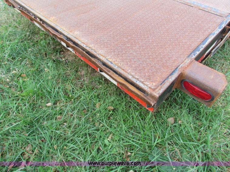 image for item B1660 2011 Top Hat 20' equipment trailer