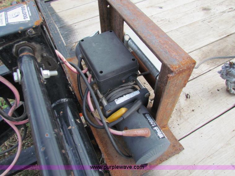 image for item B1660 2011 Top Hat 20' equipment trailer