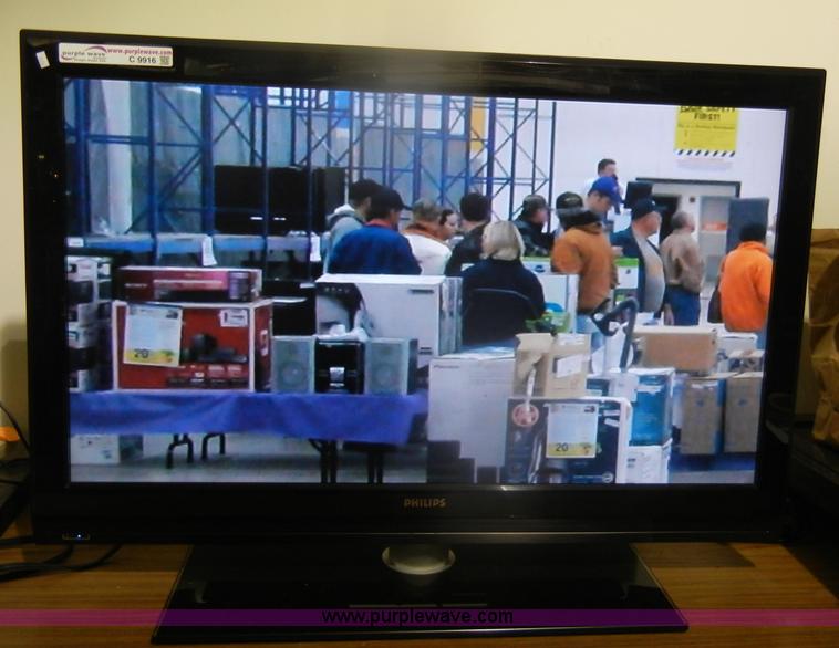 image for item C9916 Phillips 47" television