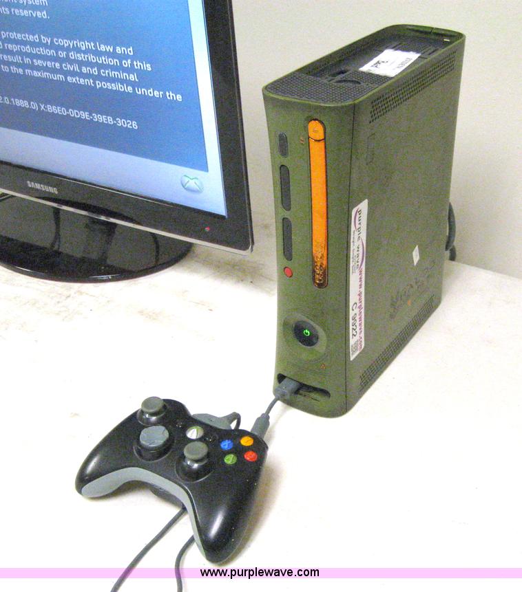 Microsoft Xbox 360 Halo 3 Edition game console with controller in