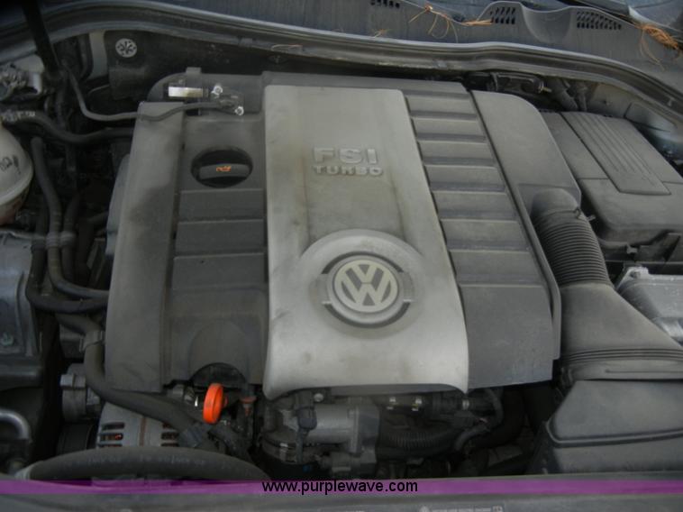 image for item D4645 2006 Volkswagen Passat 2.0T