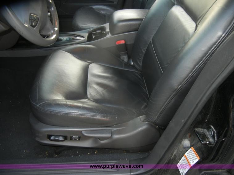 image for item D4647 2001 Ford Taurus SE