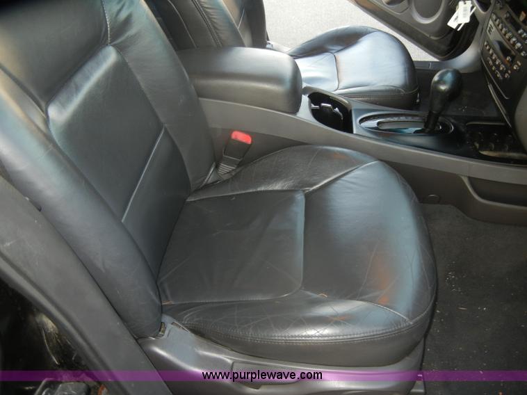 image for item D4647 2001 Ford Taurus SE