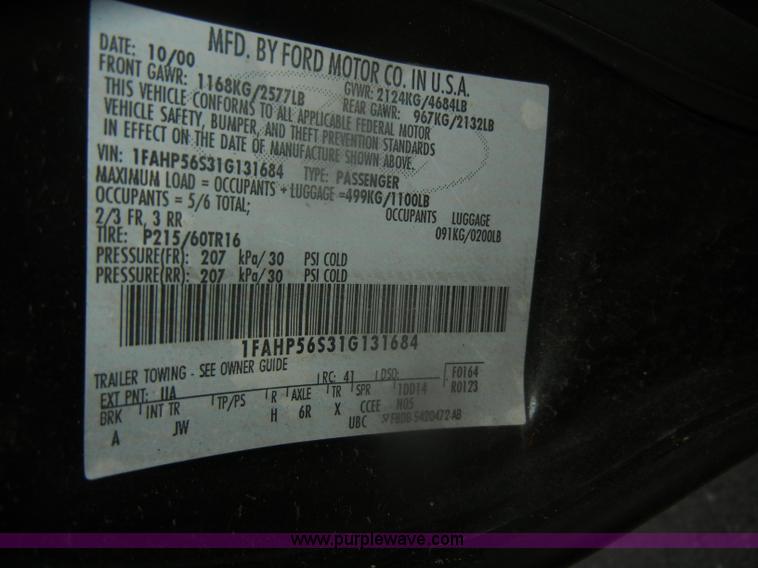 image for item D4647 2001 Ford Taurus SE