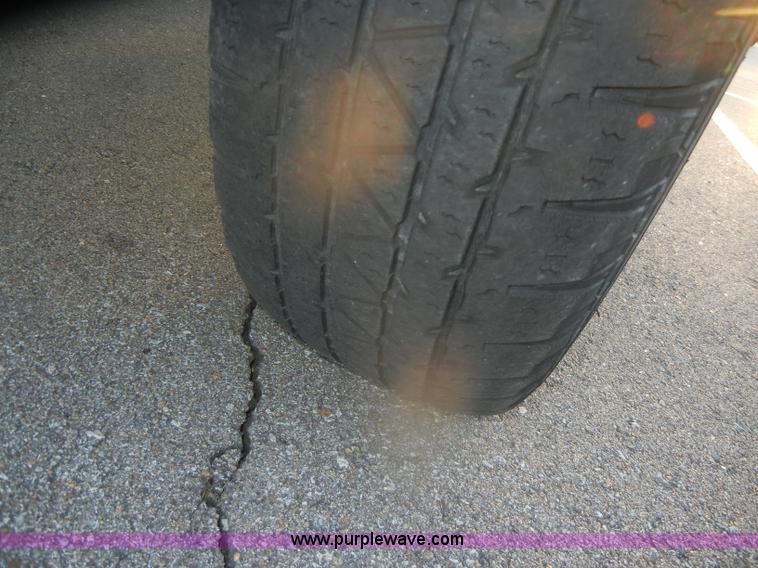 image for item D4648 2000 Ford Expedition XLT SUV