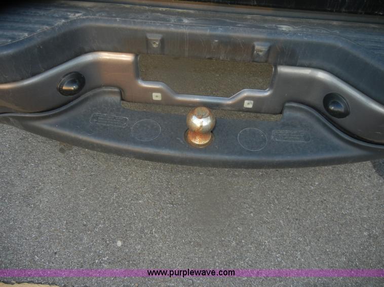 image for item D4648 2000 Ford Expedition XLT SUV