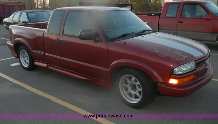 image for item D4649 2002 Chevrolet S10 Xtreme